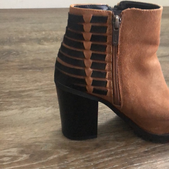 Suede booties - Picture 2 of 6